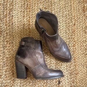 Bed Stu 8 Isla Bootie Heeled Shoes Distressed Leather Boots